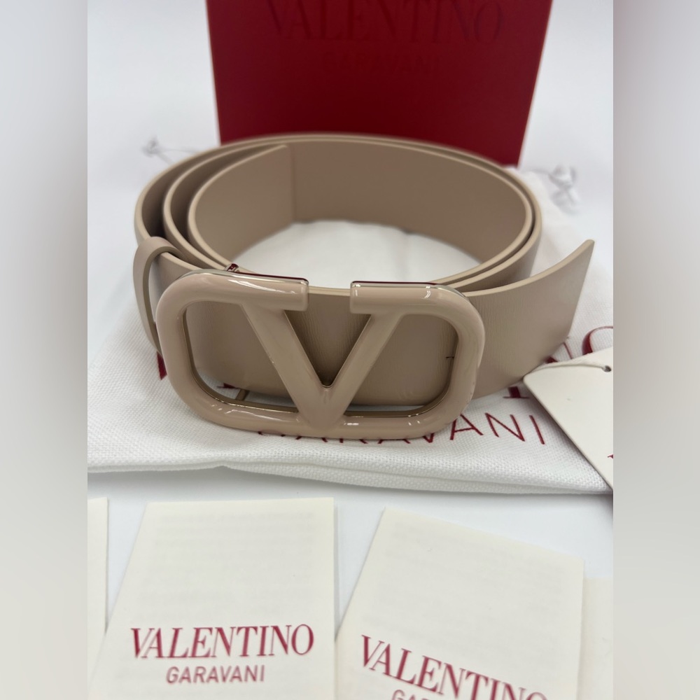 Original Valentino Garavani Neutral VLogo Leather Belt size 90